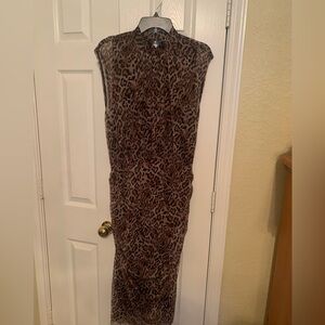 Chico’s women’s cheetah print dress. Never been worn and in original condition!